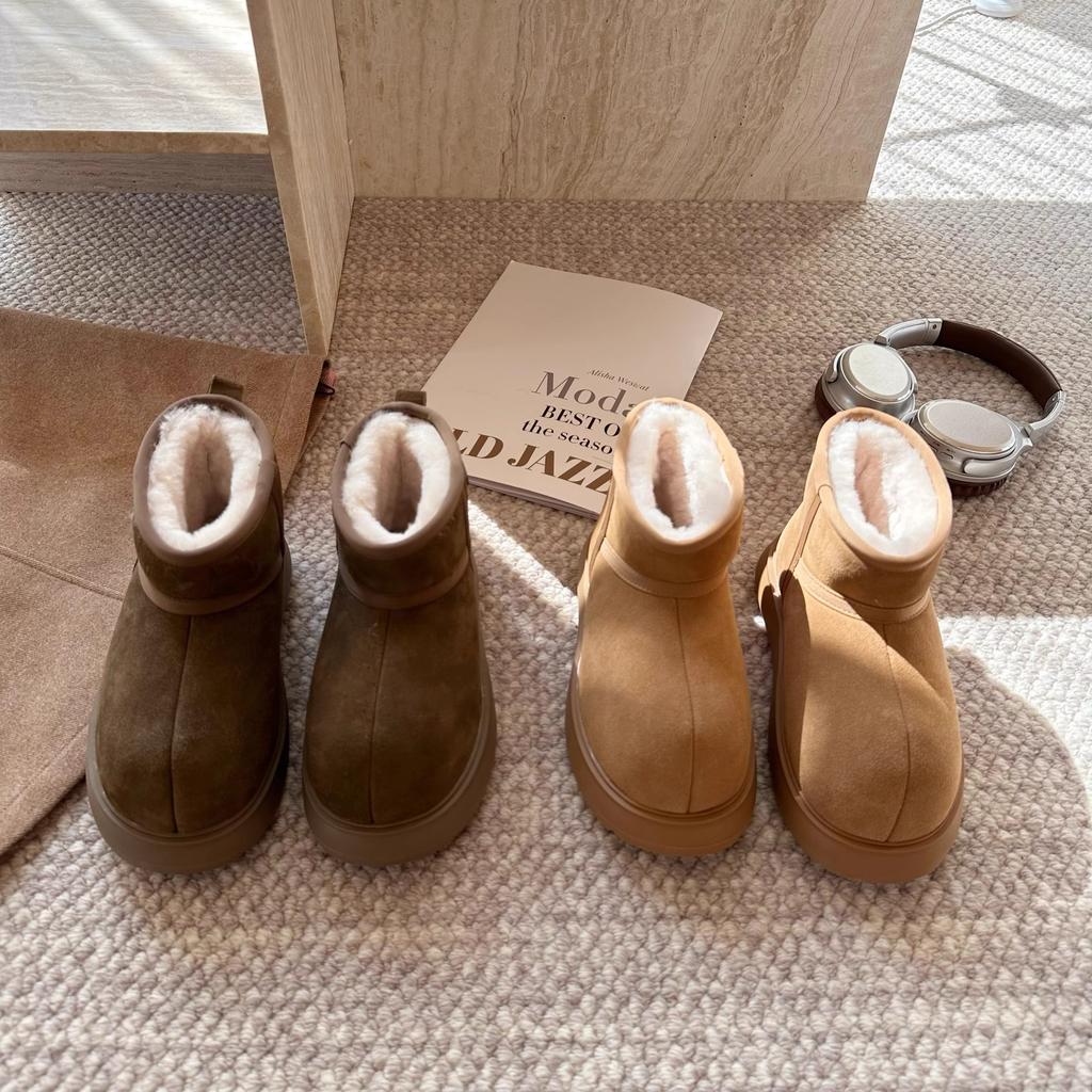 Factory direct sales 2025 winter new short snow boots women's thick soles heightened thickened cotton shoes warm and velvet short boots