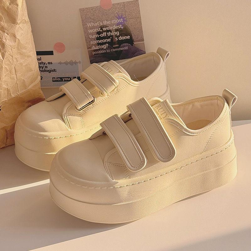 

Липучка толстая подошва увеличивающая рост маленькие белые туфли женские весенние новинки круглый носок универсальные удобные повседневные кеды 40