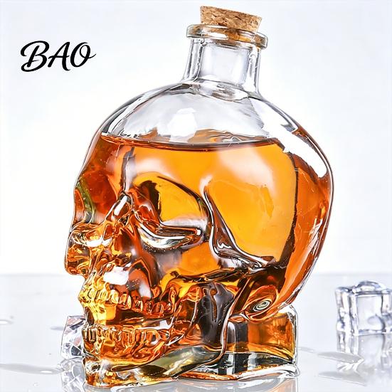 Bottiglia per la Conservazione del Bourbon Decanter da Whiskey a Forma di Teschio, Vetro 3D per Liquori con Tappo, Dispenser da Vino Originale per Home Bar, Regalo Gotico Unico per Uomini Versamento Fluido