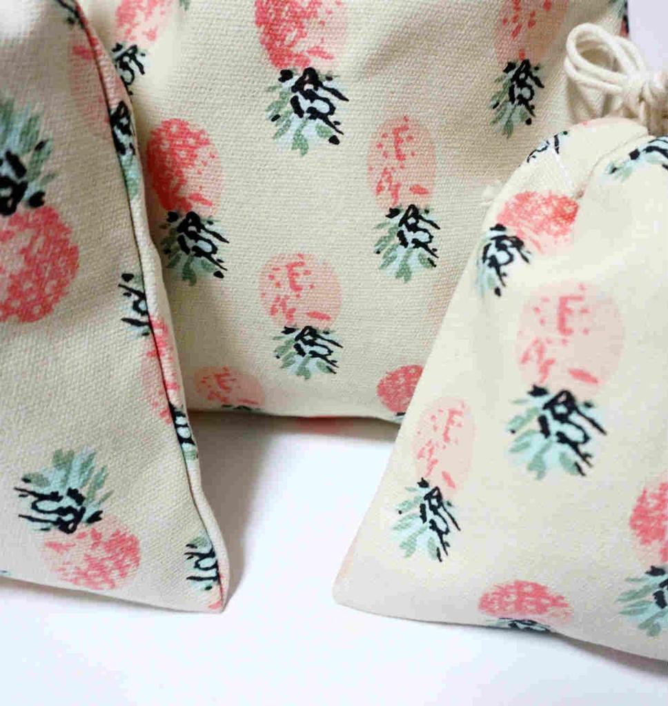 [Sasuga] [Lichidare de stoc] Geantă cu șnur (Mare, Mediu, Mic, Set 3 Piese, Geantă de călătorie din bumbac pentru pahare (Ananas)