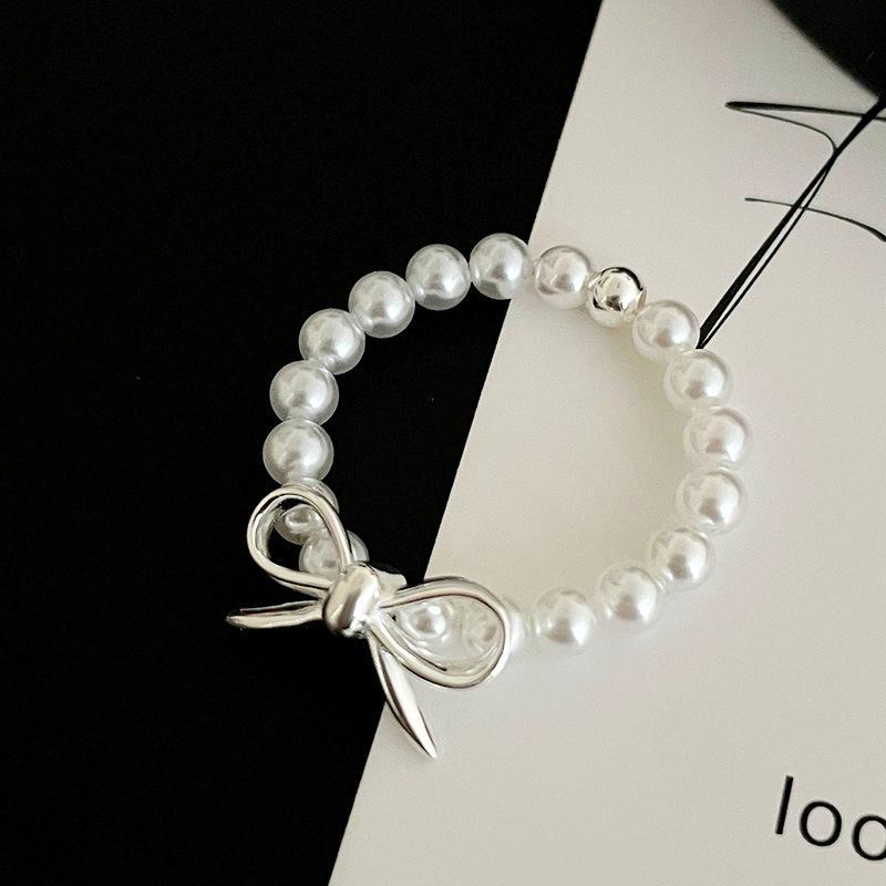 

Кольцо-бантик Banyan Tree S925 Silver Elastic Agate Pearl RS3017, One Size белый