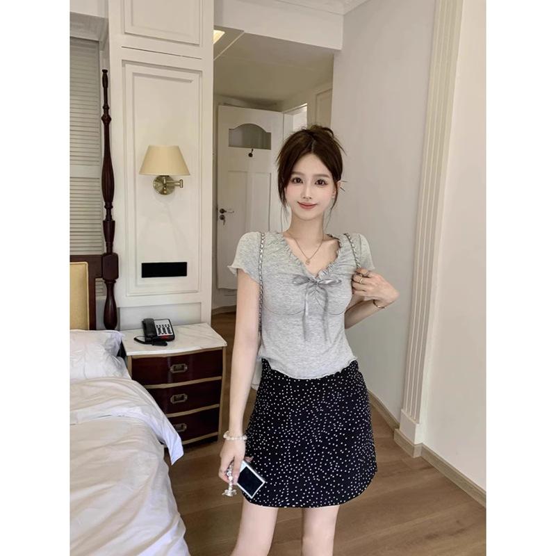 Cotton Bow Lace V-neck Short-sleeved T-shirt for Women In Summer New Slim Fit and Sexy Hot Girl Short Top