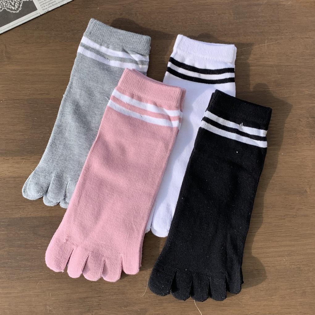 

5 пар женских спортивных носков для кроссовок с раздельными пальцами. 5 pairs (excluding out of stock)