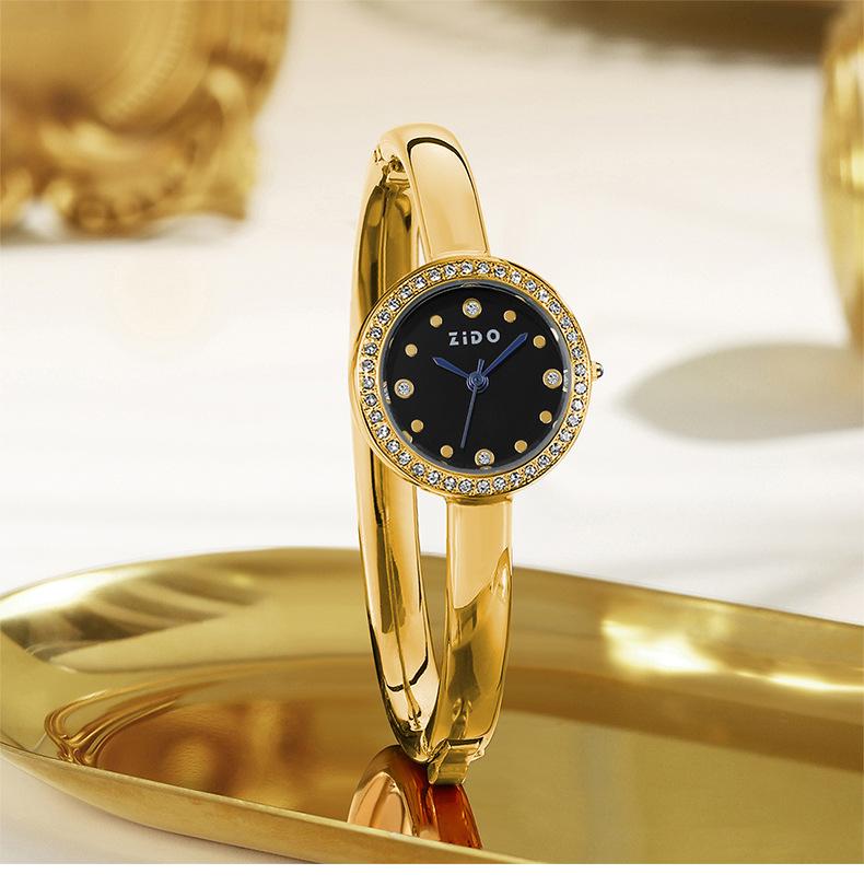 Four-Leaf Clover Bracelet Watch Round Exquisite Fashion Bracelet Type Women'S Quartz Watch E-Commerce