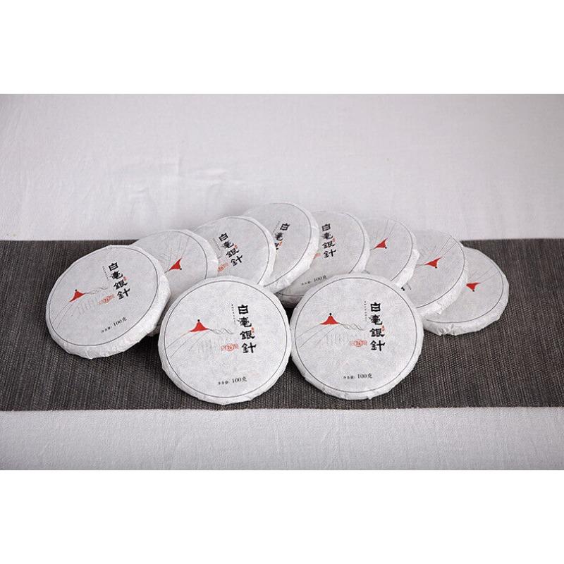100g White Hair Silver Needle Yunnan Small Cake Moonlight White Old White Tea