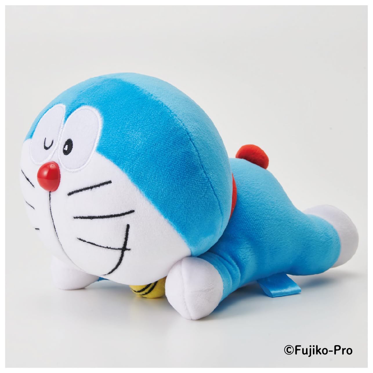 

Fujiko F. Fujio 90th Anniversary Fluffy Arm Pillow (1) Doraemon