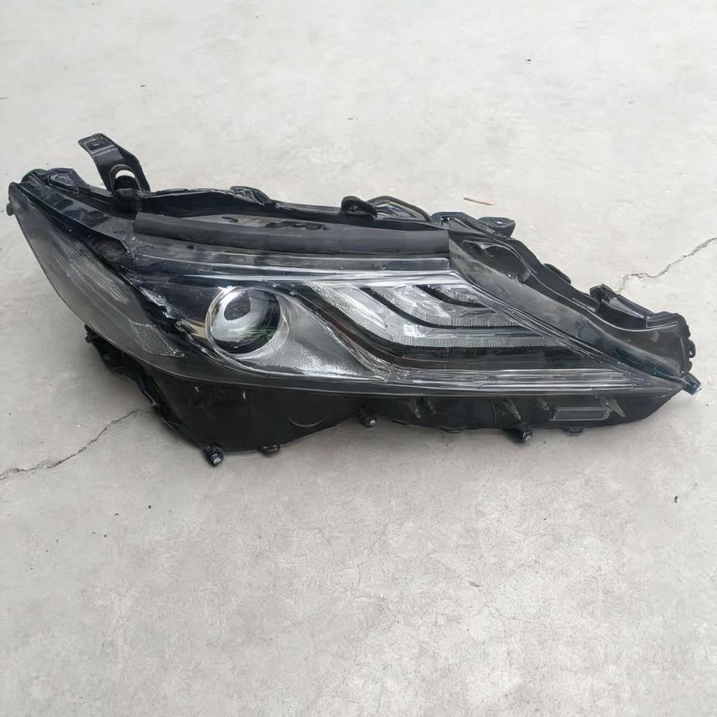 LED Headlight Assembly for 2018-2020 Toyota Camry (Middle East Version, Low-High Beam)