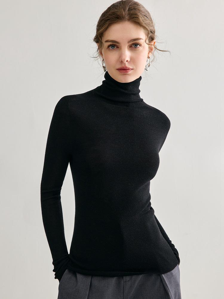 Spring 2026 Slim Fit Women's Elegant Layered Neck Wool Sweater