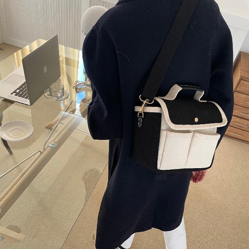 Color Block Ladies' Tote Bag - Large Capacity, Lightweight Crossbody for Moms and Babies, Ideal for Outings and Commutes