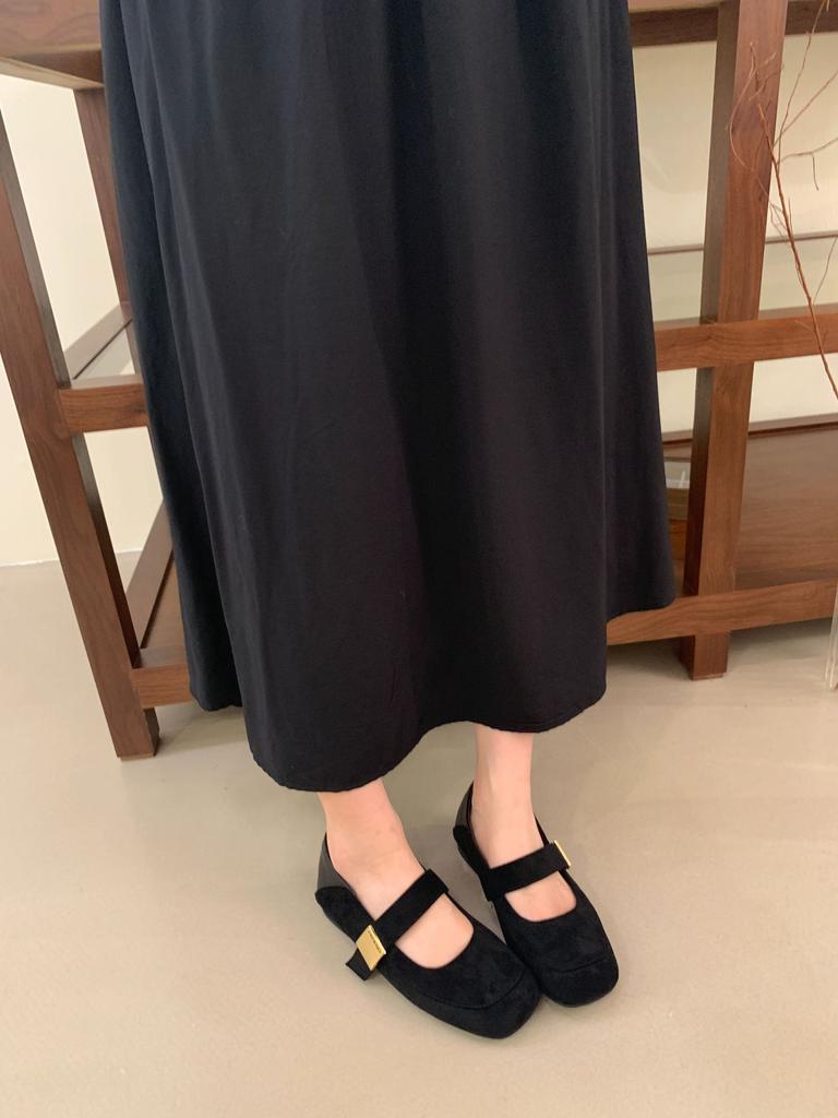 Retro Mary Jane Shoes 2025 New Korean Temperament Elegant Suede Metal Buckle Round Head Thin Soft Sole Ballet Shoes