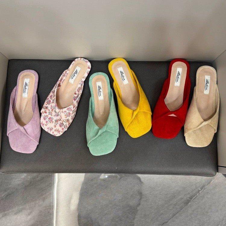 Sandals and Shoes Wear French Flat-soled Soft-soled Versatile Beach One-word Drag New Small Cool Slippers Women's Summer