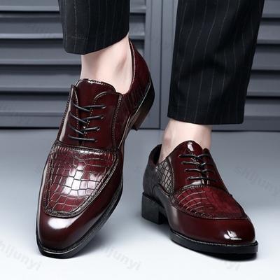 Klassische Herren-Anzugschuhe 2025 Neue Business-Freizeitschuhe Spitz zulaufend Herren Formale Schuhe Herren Büro-Flats Hochzeitsfeier Oxfordschuhe