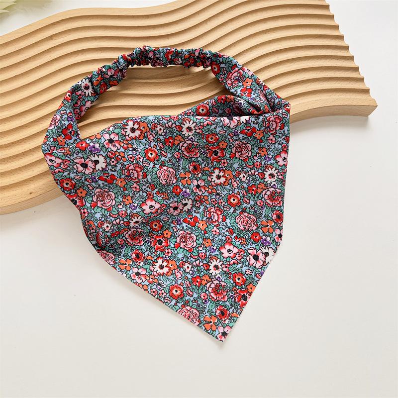 Ruoshui New Woman Solid Summer Head Scarf Satin Triangle Bandanas Lady Fashion Printing Elastic Hairband Girls Hair Accessories