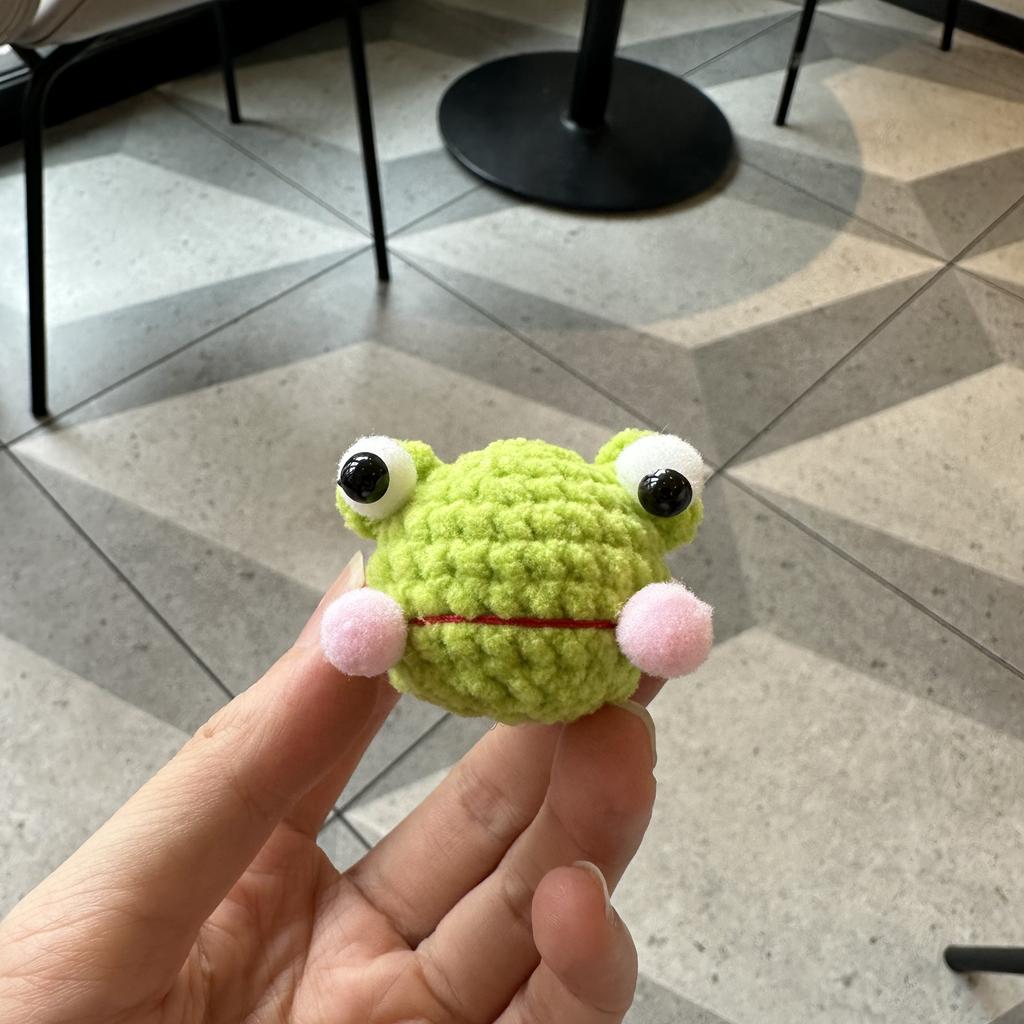 4cm Cute Crochet Keychains Knitting Funny Frog Keychain Creative Key Holder For Keys Storage Bag Knitted Doll Keyrings Wholesale