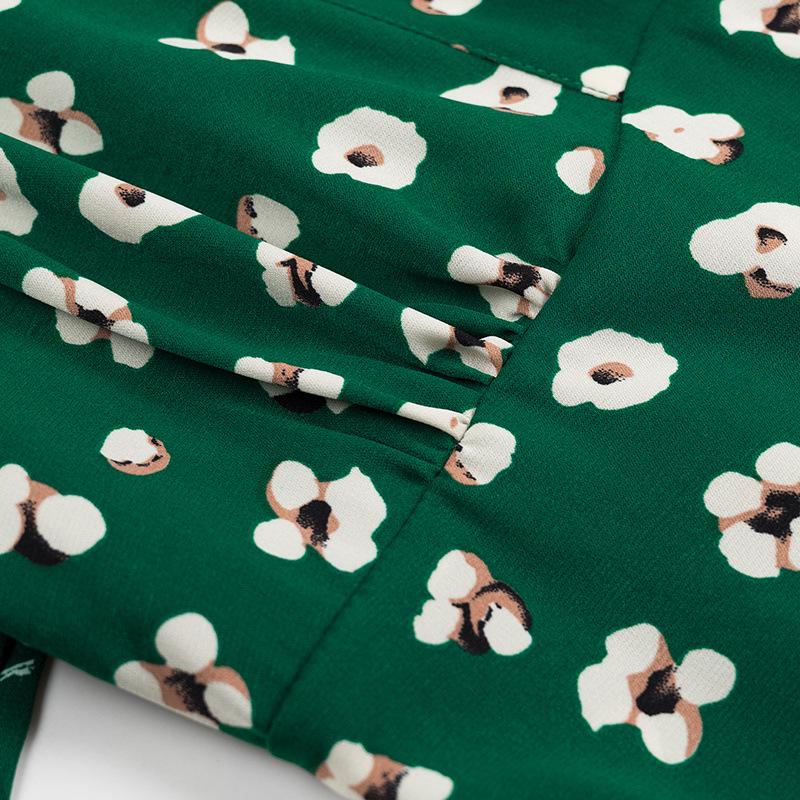 2024 Winter Women's European & American V-Neck Waist-Gathering Short-Sleeve Printed Dress