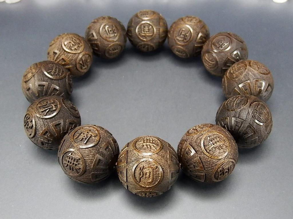 Ishigai Namu Amida Buddha Precision Carving 20mm Shade Sunken Wood Bracelet Wooden Prayer Beads