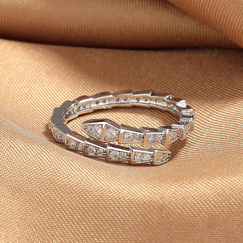 2026 High-end Flash Diamond Spirit Snake Ring Women's Niche Design Open Index Finger Ring Cold Wind Fashion Personality Ring Tide