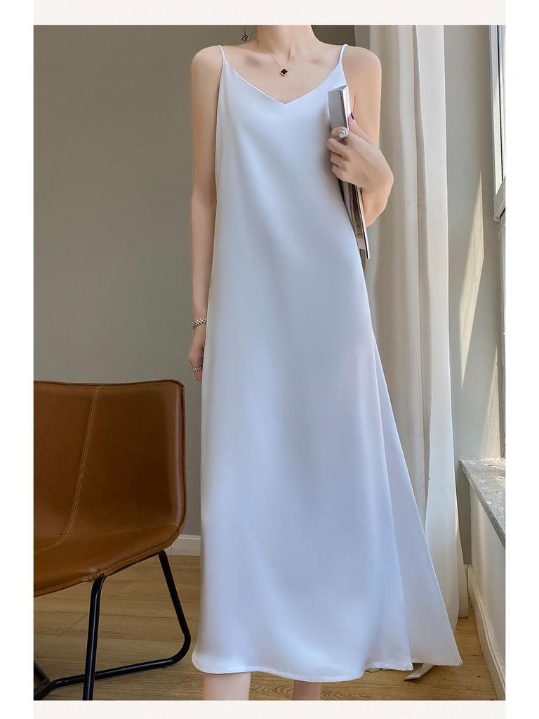 Vestido Slip de Seda Mezclada con Cuello en V para Mujer Talla Grande - Colección Primavera 2024