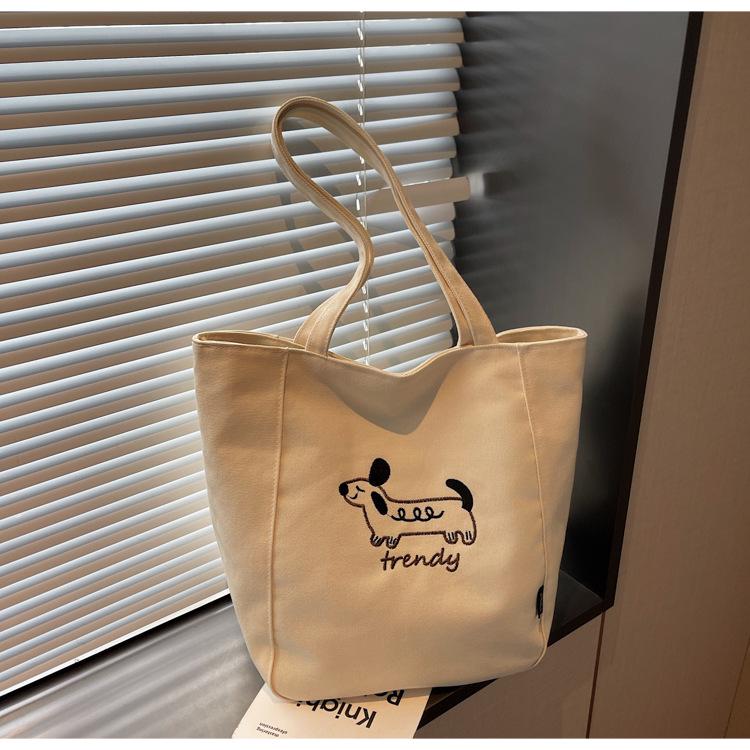 2025 Autumn/Winter Women's Lightweight Korean Style Tote Bag - Large Capacity, Simple Fashion, Commuter-Friendly