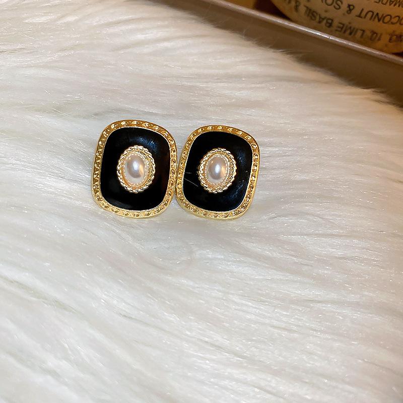 New Square Black Enamel Oil Stud Earrings for Women Party Elegant Oval Imitation Pearl Charms Earrings Vintage Trendy Jewelry