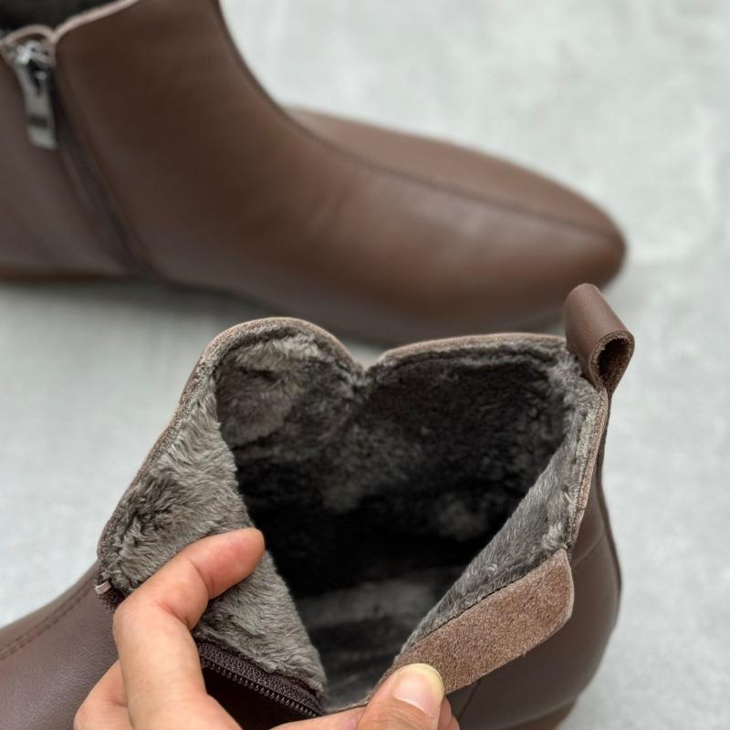 

Genuine Leather Ankle Boots Women Retro Low Heel Shoes Pointed Toe Zipper Casual Ladies Short Boots Office Women Shoes 40