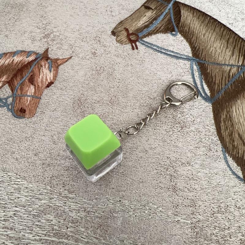 Led Keyboard Key Chain Toy Stress Relief Diy Button Finger Keyboard Caps Toy Small Gifts Small Gadgets Keychains