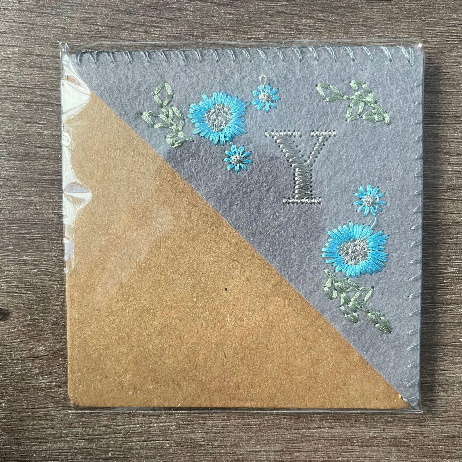 

Персонализированная вышитая вручную угловая закладка «Четыре сезона»