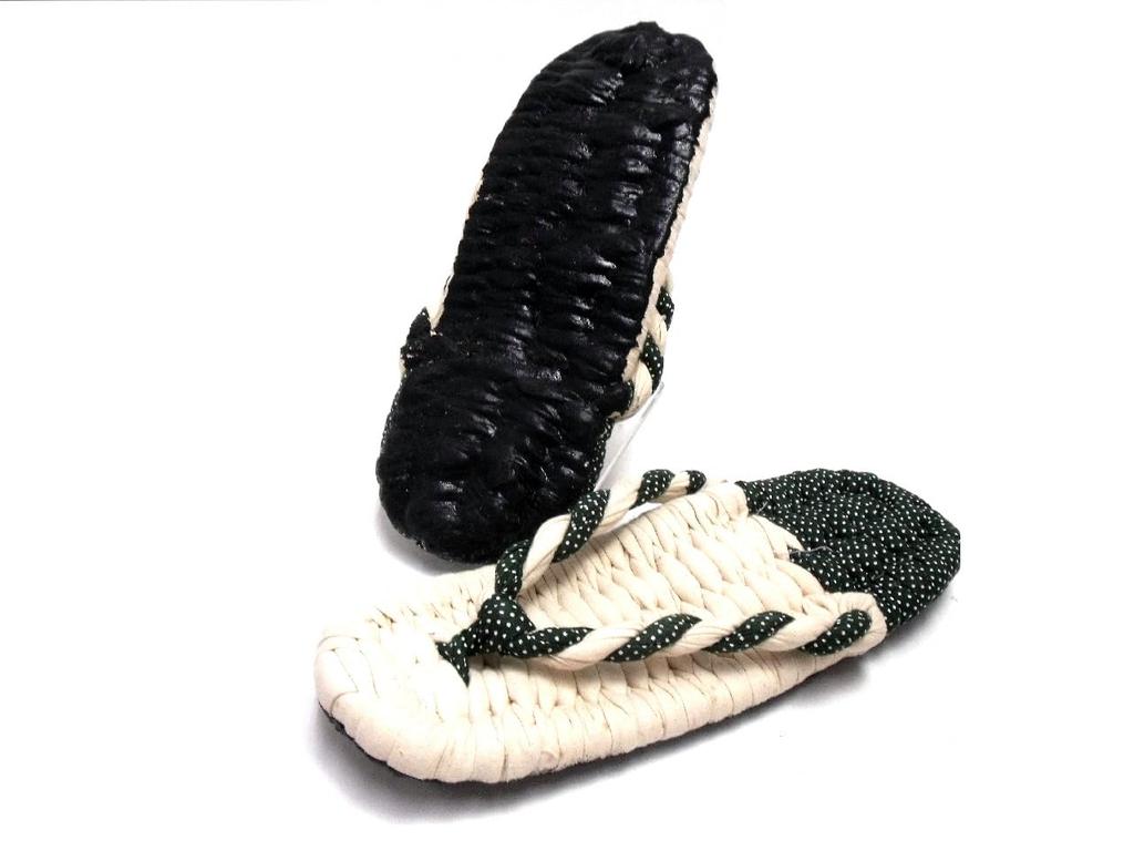 Cloth Sandals with and Green Polka Dots Size M [Warajigumi] Elastic-lined Off-white (MIDORITAMA), (24cm)