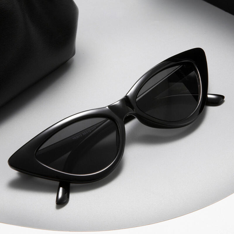 NeoRetro S366 C1 Black Sunglasses