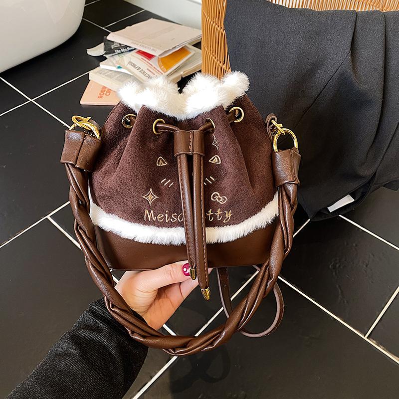 Letter Suede Bucket Bag for Women Autumn Winter New Lamb Wool Crossbody Bags Solid Color Versatile Mini Shoulder Pack