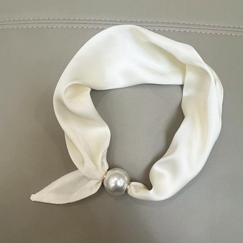 Summer 2025 Pearl Magnetic Buckle Scarf: Versatile, Decorative, Breathable Neck Warmer