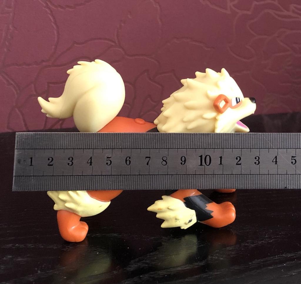 Pokemon Tomy 1:20 Isometric Series Arcanine Model WCT Action Figure Toys