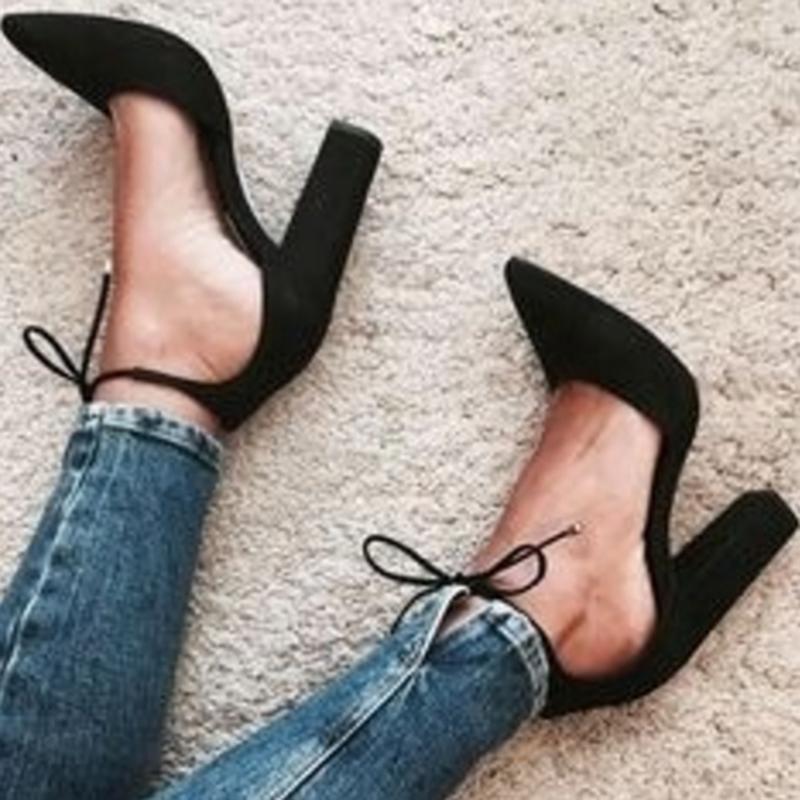 thick heel pointed toe pumps