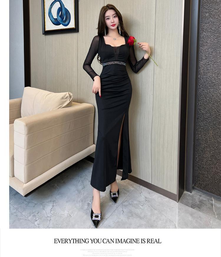 Sexy low-cut diamond-encrusted mesh with split ends and slim-fitting long hip-wrapped dress, foot-length dress, work clothes.