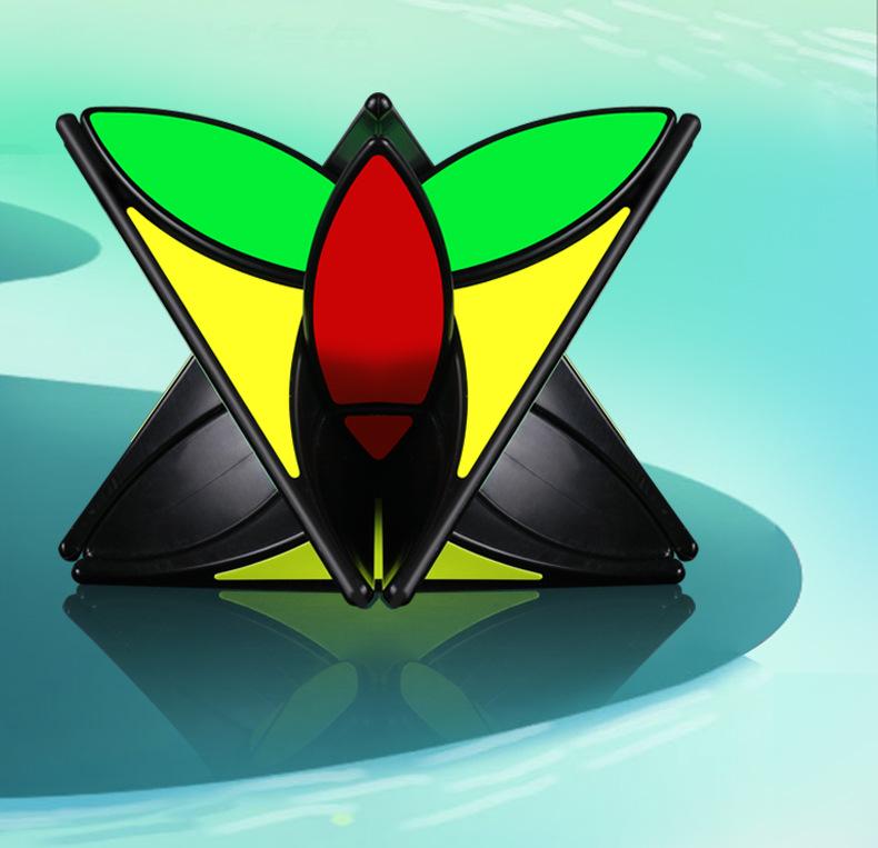 QiYi Alien Petal Pyramid 2x2 Clover Puzzle - Fun Educational Toy for Kids