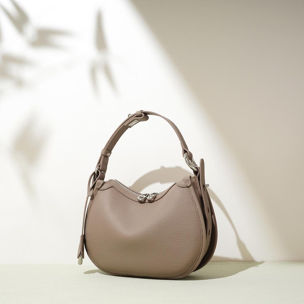 High End Textured Bags for Women New Products Fashionable Versatile Simple and Niche One Shoulder Underarm Bag Crescent Bag