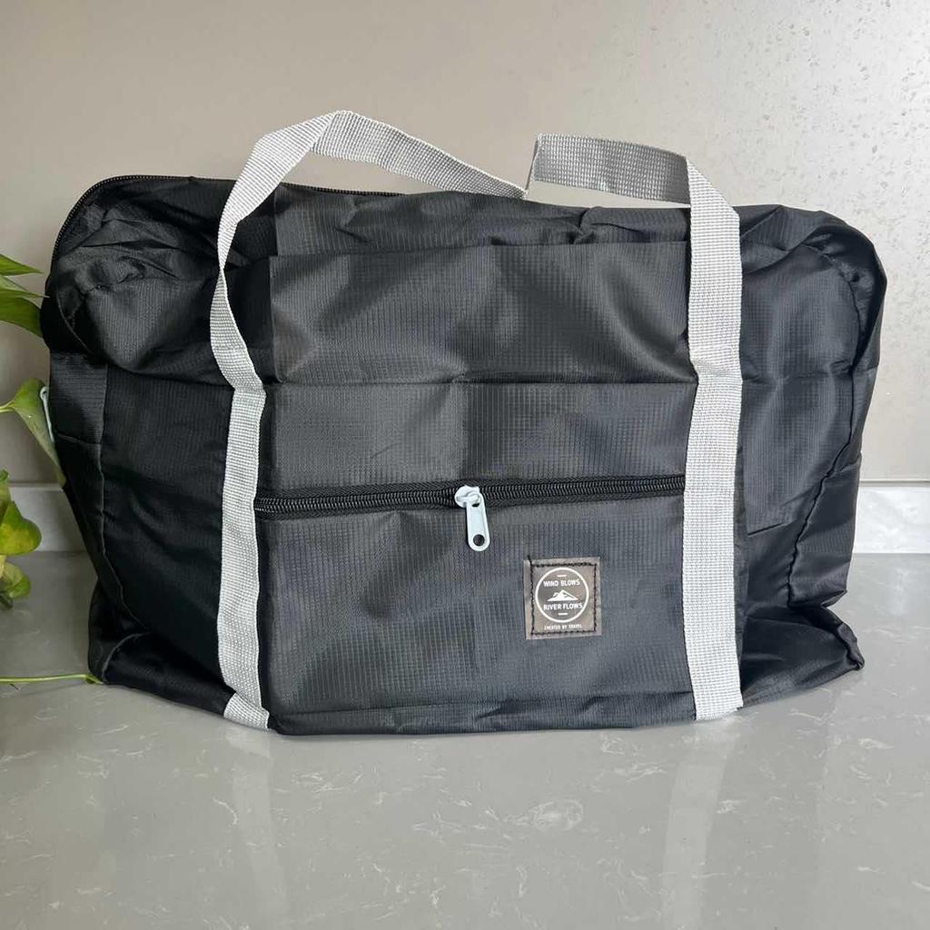 High-Capacity Foldable Travel Bag with Wheels and Logo