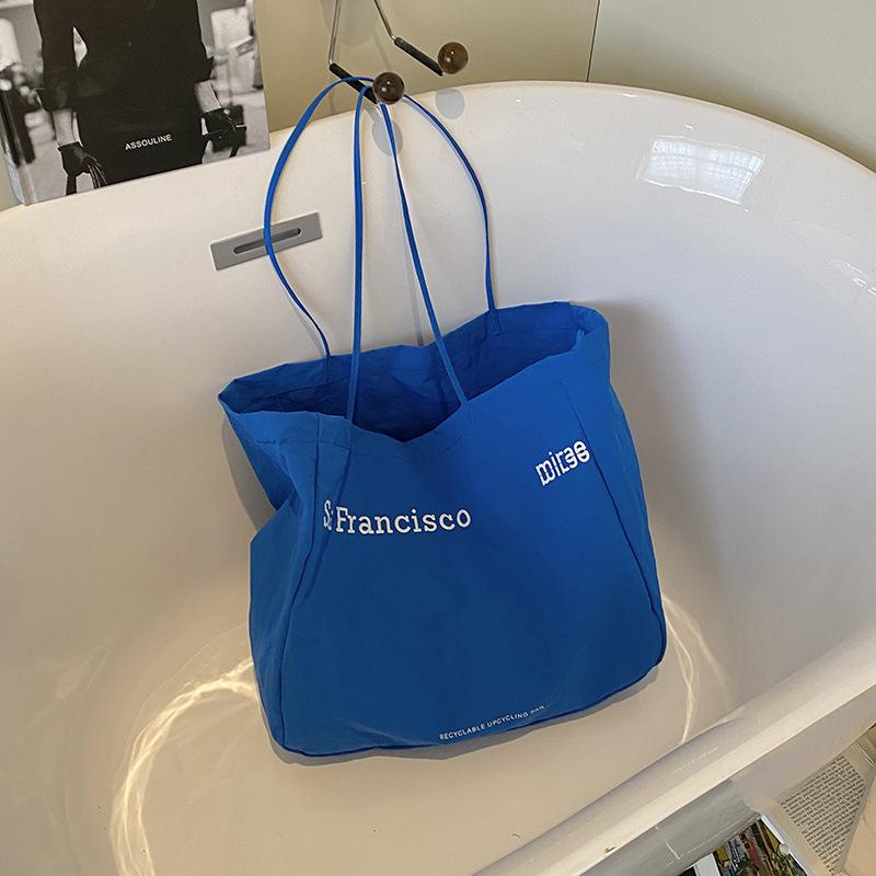 2025 summer new foreign-style texture personalized large-capacity bag fashion trend women's niche shoulder tote bag