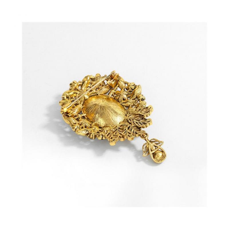 Ladies' Crystal Flower Brooch, Elegant Brooch, Jeweled with a Badge, Fashionable Brooch, Suitable for Weddings, Parties, Party Gifts, Blue.