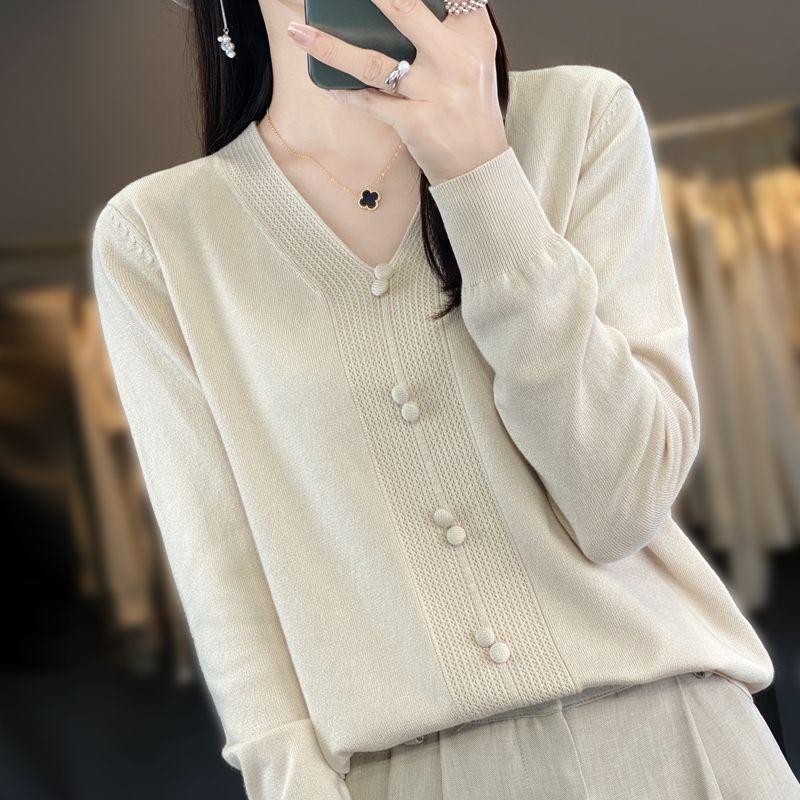 

Fashion V Neck Button Detail Knit Sweater Versatile Long Sleeve Pullover Top L бежевий
