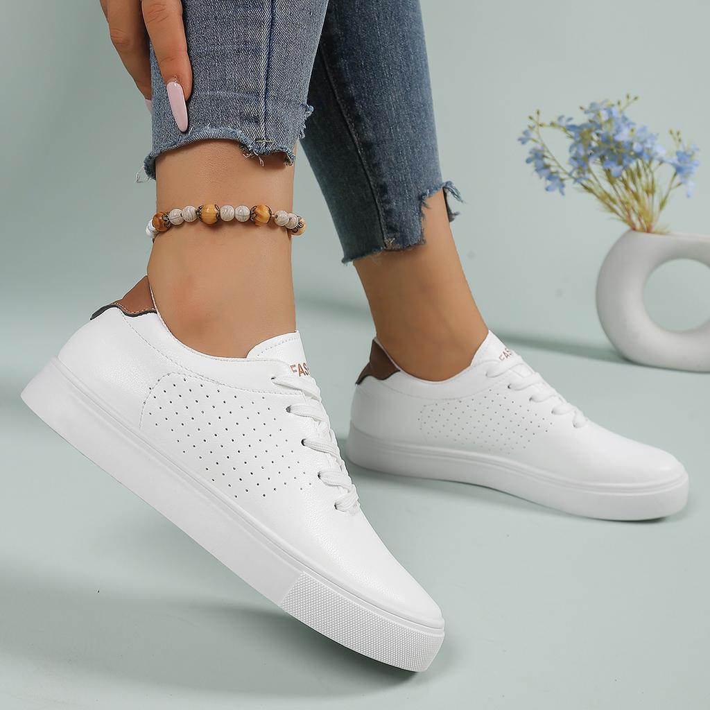 Versatile Classic White Shoes Large Size Thick Bottom Platform Casual Shoes Breathable Slip-On Shoes for Women Size 35-42