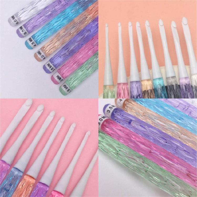 8Pcs 2.5mm-6.0mm Ergonomic Crochet Hook Set Crochet Needle for Beginner Hobbyist Knitting Sweater Scarf Socks Hat Bag