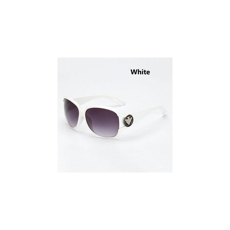 Premium Quality Hd Fashion Women Sunglasses With Classic Timeless Design 3043
