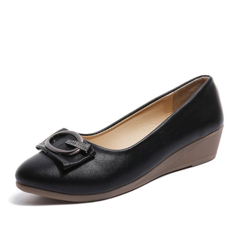 Nya platåklackar grund urringning enkelsskor mode avslappnad dam verktygsstil etikett damskor gummi mjuk sula mammaskor