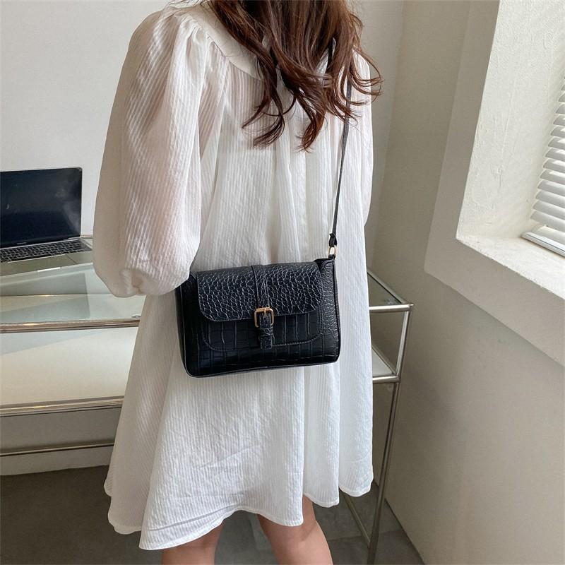 Womens Crossbody Trendy Shoulder Bag With Solid Color Design For Streetwear