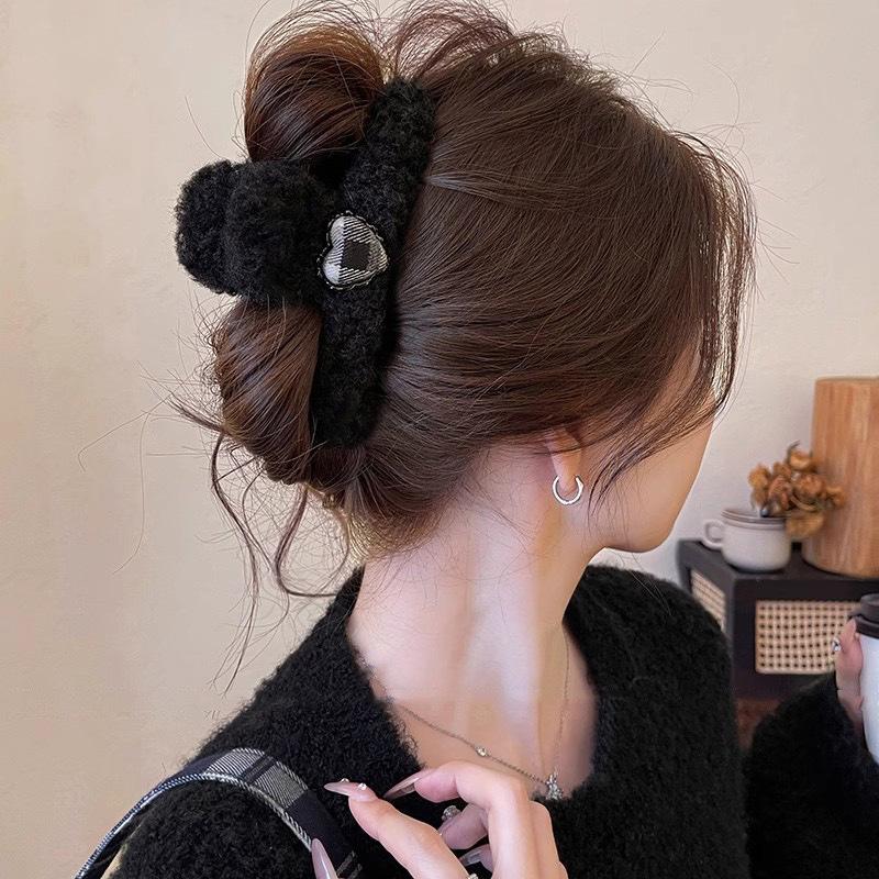 Plush Hair Clip Autumn Winter Woman Hair Accessories Large Shark Clips  Girls Headwear Korean Female Headdress