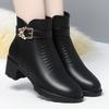 Fashion Women Leather Boots 2025 Winter Thick Wool Lined Warm Snow Mother Leather Boots Short Soft Sole Cotton Shoes