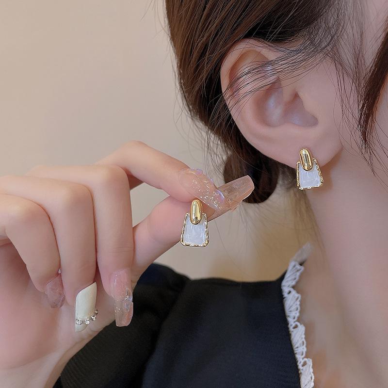 925 Silver Needle Temperament High-end Full Diamond Pearl Earrings Women's ins Wind Geometric Earrings Korean Light Luxury Earrings