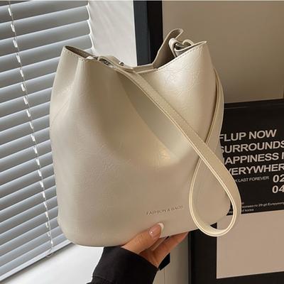 Fashion Bag Women's New Versatile Large-capacity Shoulder Messenger Bag