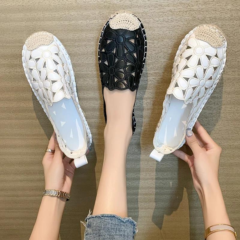 Fashion Women Flat Shoes 2025 Spring Retro Hollow Breathable Women Oxford Shoes Fahsion Platform Slip On Women Casual Espadrilles Shoes
